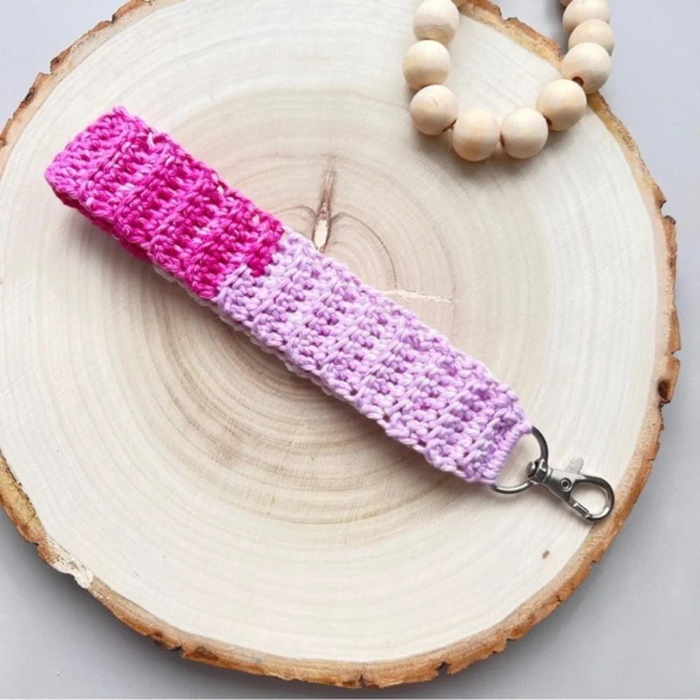 Crochet Handmade wristlet Ombré Dahlia Pastel Color keychain